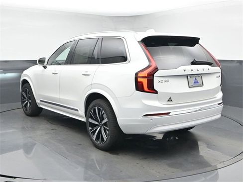 New 2026 Volvo XC90 B6 Core image 6