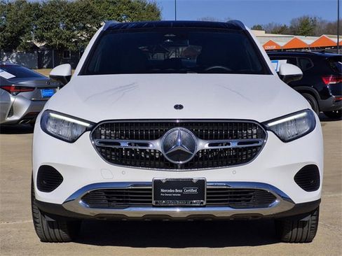 Certified 2025 Mercedes-Benz GLC 300 image 2