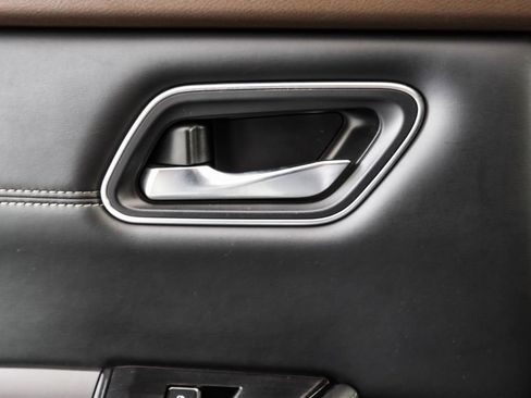 Used 2023 Nissan Rogue Platinum w/ Platinum Premium Package image 55