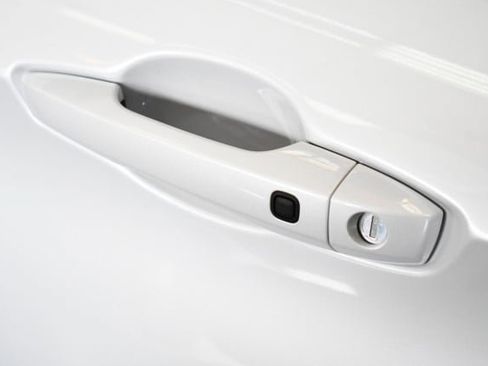 New 2026 Mitsubishi Outlander SE FWD image 11