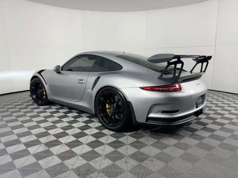 Certified 2016 Porsche 911 GT3 RS image 3