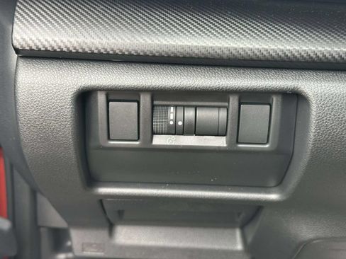 Certified 2025 Subaru Crosstrek 2.5i Premium AWD/4WD image 33