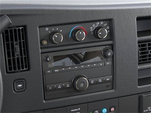 New 2024 GMC Savana 2500 w/ Driver Convenience Package image 20