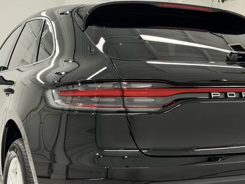 New 2026 Porsche Macan AWD/4WD image 18