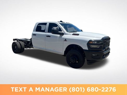 New 2026 RAM 3500 Tradesman AWD/4WD image 7