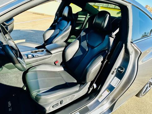 Used 2019 INFINITI Q60 3.0t w/ Cargo Package RWD image 40