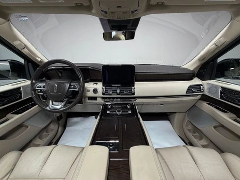 Used 2019 Lincoln Navigator L Reserve AWD/4WD image 27