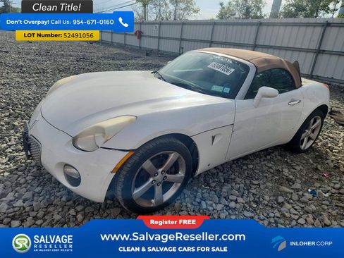Used 2008 Pontiac Solstice Convertible w/ Premium Package RWD image 1