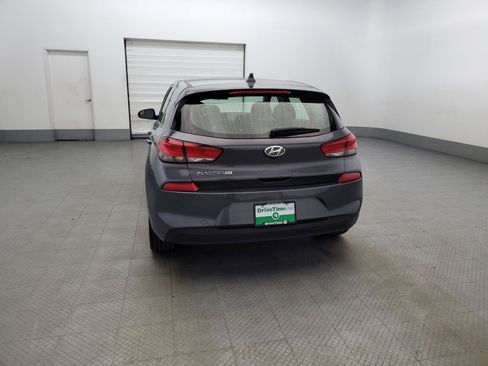 Used 2018 Hyundai Elantra GT image 6
