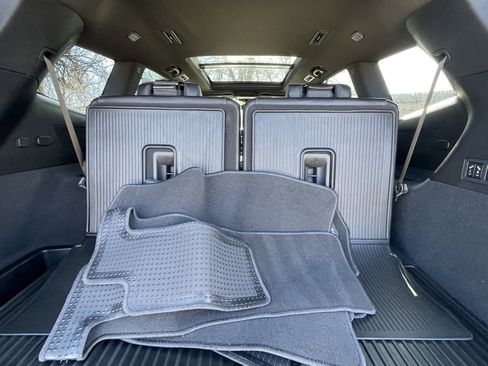 Certified 2024 Cadillac XT6 Premium Luxury w/ LPO, Floor Liner Package image 19