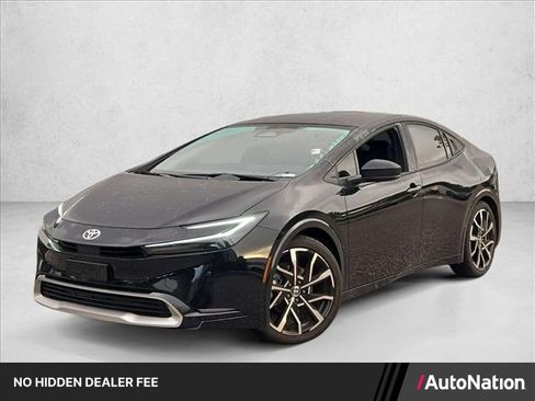 Used 2026 Toyota Prius Plug-In Hybrid FWD image 1