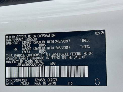 Used 2025 Toyota 4Runner SR5 image 12