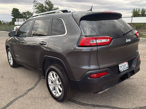Used 2015 Jeep Cherokee Latitude w/ Trailer Tow Group FWD image 5