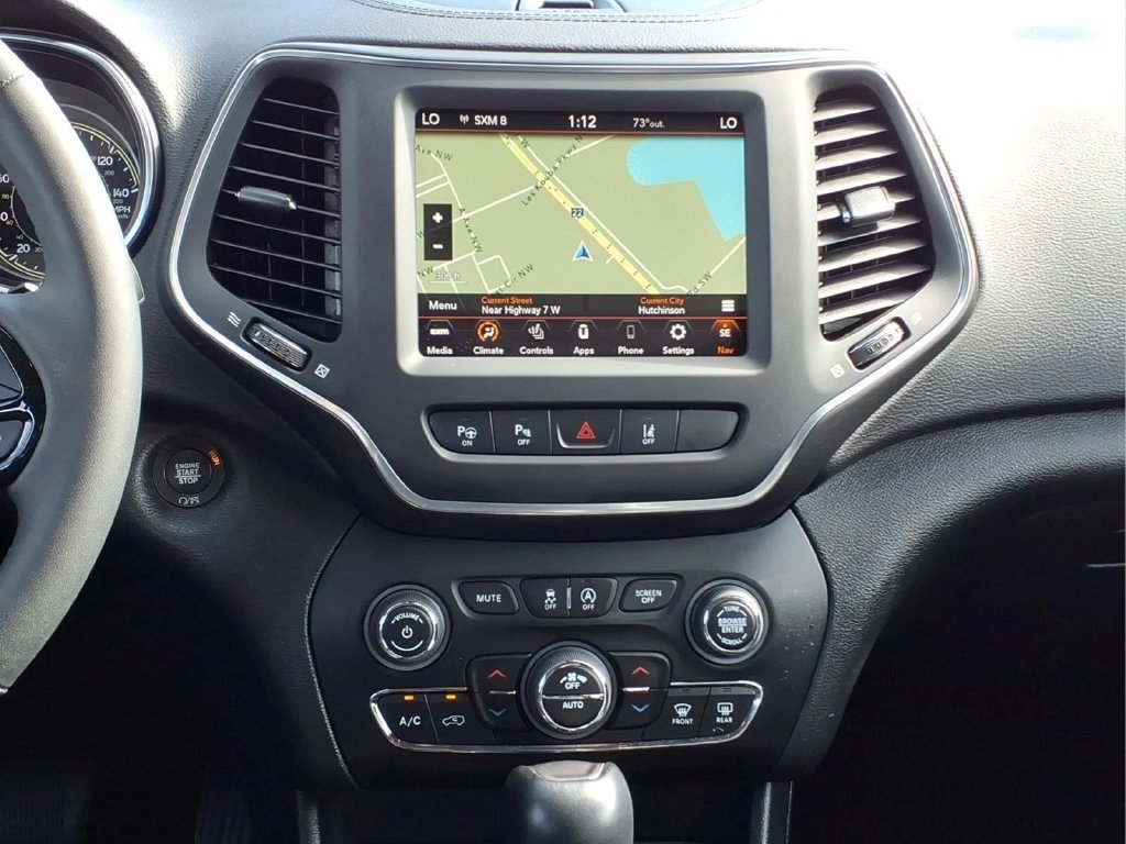 Used 2023 Jeep Cherokee Altitude Lux AWD/4WD image 13