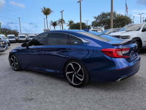 Used 2018 Honda Accord Sport image 7