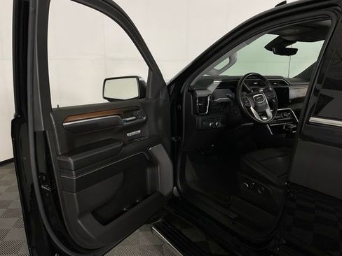 Used 2024 GMC Sierra 1500 Denali w/ Denali Reserve Package AWD/4WD image 29