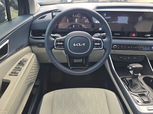 New 2026 Kia Carnival EX FWD image 14