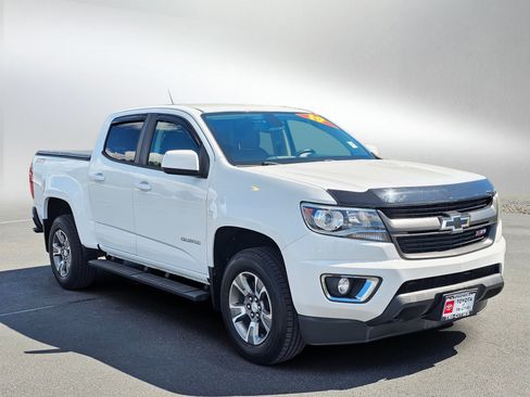 Used 2019 Chevrolet Colorado Z71 AWD/4WD image 7