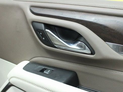 Used 2021 GMC Yukon Denali image 9