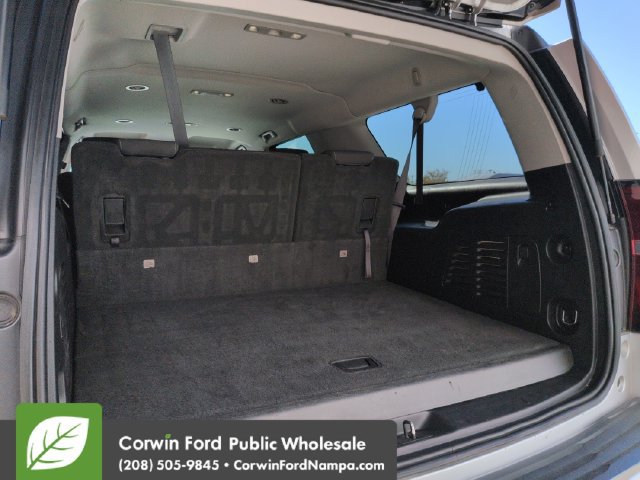 Used 2019 Chevrolet Suburban 4WD w/ Enhanced Driver Alert Package image 30