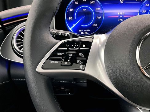 Used 2026 Mercedes-Benz EQE 320+ SUV image 19