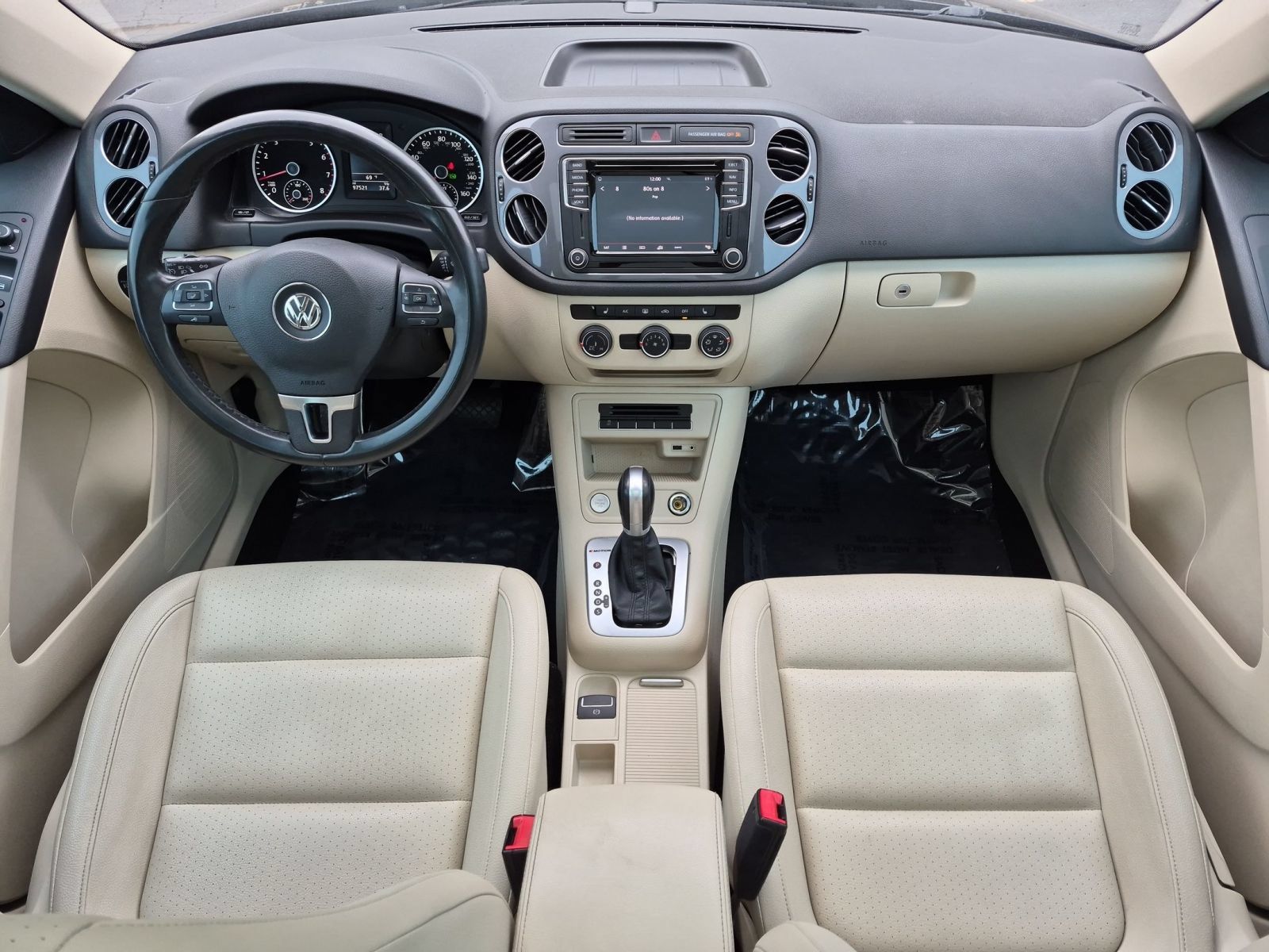 Used 2016 Volkswagen Tiguan SE AWD/4WD image 30