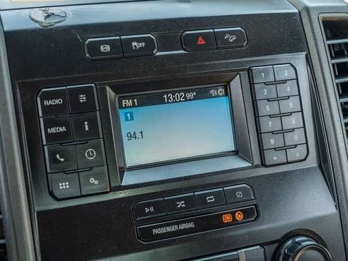 Used 2020 Ford F250 XL w/ Power Equipment Group image 28