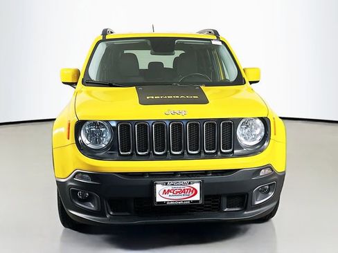 Used 2015 Jeep Renegade Latitude AWD/4WD image 14