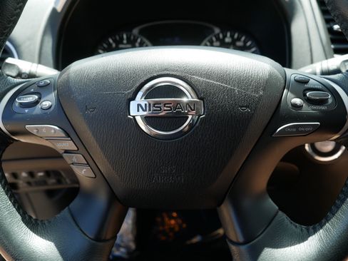 Used 2018 Nissan Pathfinder SL w/ SL Premium Package AWD/4WD image 24
