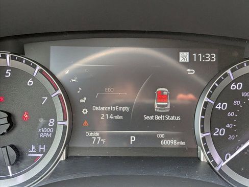Used 2023 Toyota Highlander XLE FWD image 17
