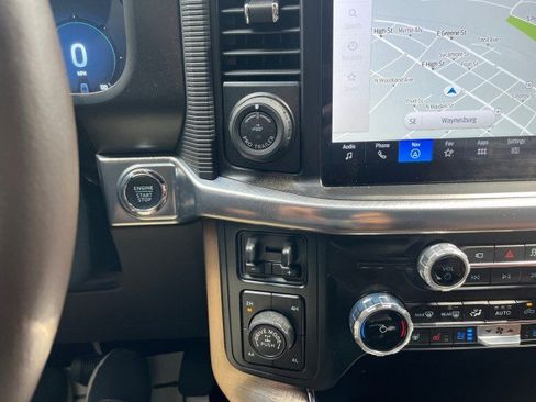 Used 2025 Ford F150 King Ranch AWD/4WD image 28