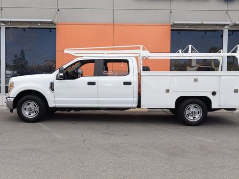 Used 2018 Ford F350 XL w/ Power Equipment Group image 9