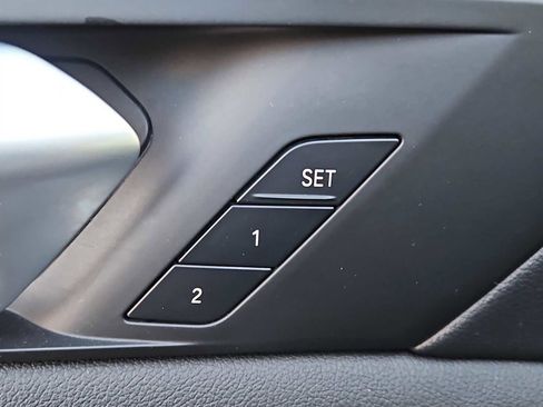 Used 2019 BMW X5 xDrive40i w/ Premium Package 2 image 21