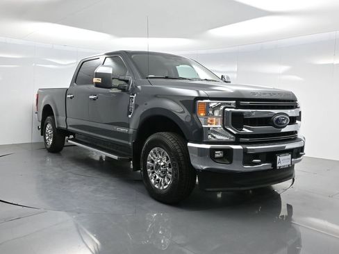 Used 2021 Ford F250 XLT w/ XLT Premium Package AWD/4WD image 60