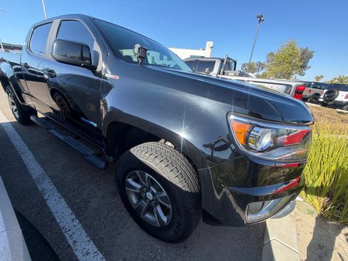 Used 2017 Chevrolet Colorado Z71 AWD/4WD image 46