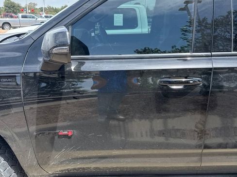Used 2024 GMC Yukon AT4 w/ Max Trailering Package AWD/4WD image 5