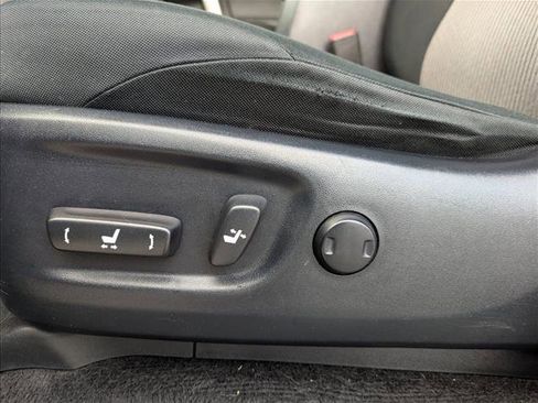 Used 2019 Toyota 4Runner SR5 image 11