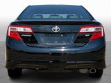 Used 2014 Toyota Camry SE image 3