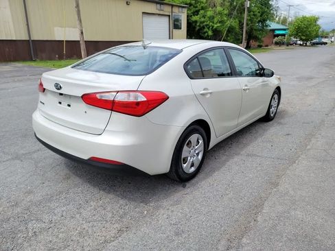 Used 2015 Kia Forte LX FWD image 5