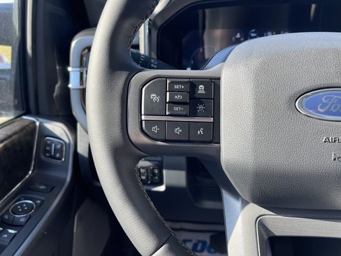 New 2026 Ford F250 Lariat w/ Lariat Ultimate Package image 17