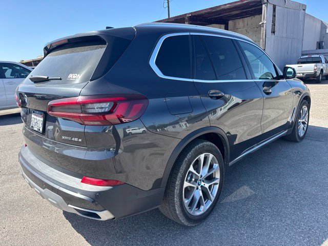 Used 2022 BMW X5 xDrive45e w/ Climate Comfort Package AWD/4WD image 5