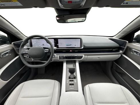 New 2025 Hyundai Ioniq 6 SEL image 17