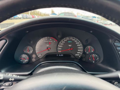 Used 1999 Chevrolet Corvette Convertible w/ Memory Pkg image 15