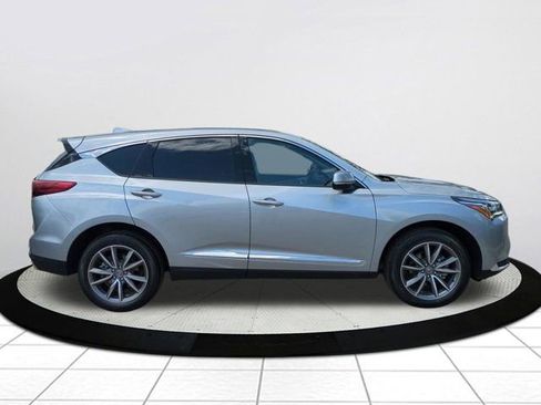 Used 2023 Acura RDX FWD w/ Technology Package image 2