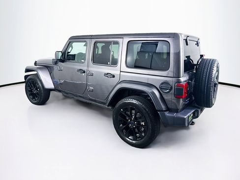 Used 2025 Jeep Wrangler Sahara w/ Safety Group image 5