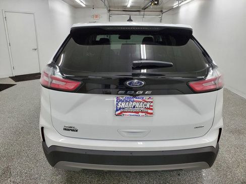 Used 2024 Ford Edge SEL image 5