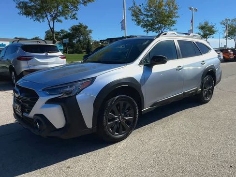 Certified 2025 Subaru Outback Onyx Edition image 4