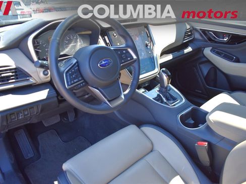 Used 2023 Subaru Outback Limited image 3