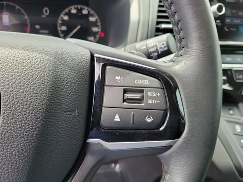 Used 2025 Honda Odyssey EX-L image 25