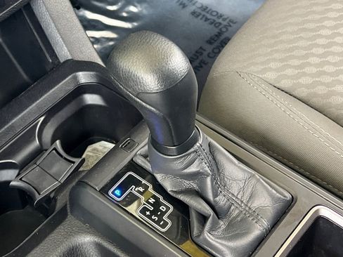 Certified 2021 Toyota Tacoma SR image 25